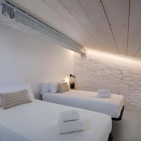 Flateli Barca 11 Girona