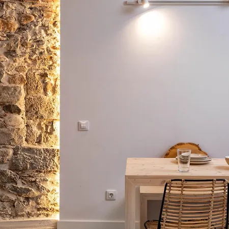 Flateli Barca 11 Apartment *