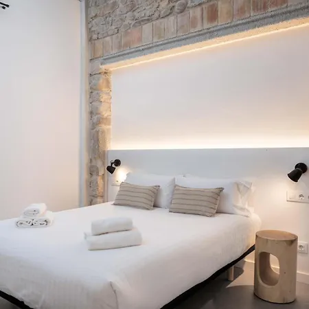Flateli Barca 11 Apartment *